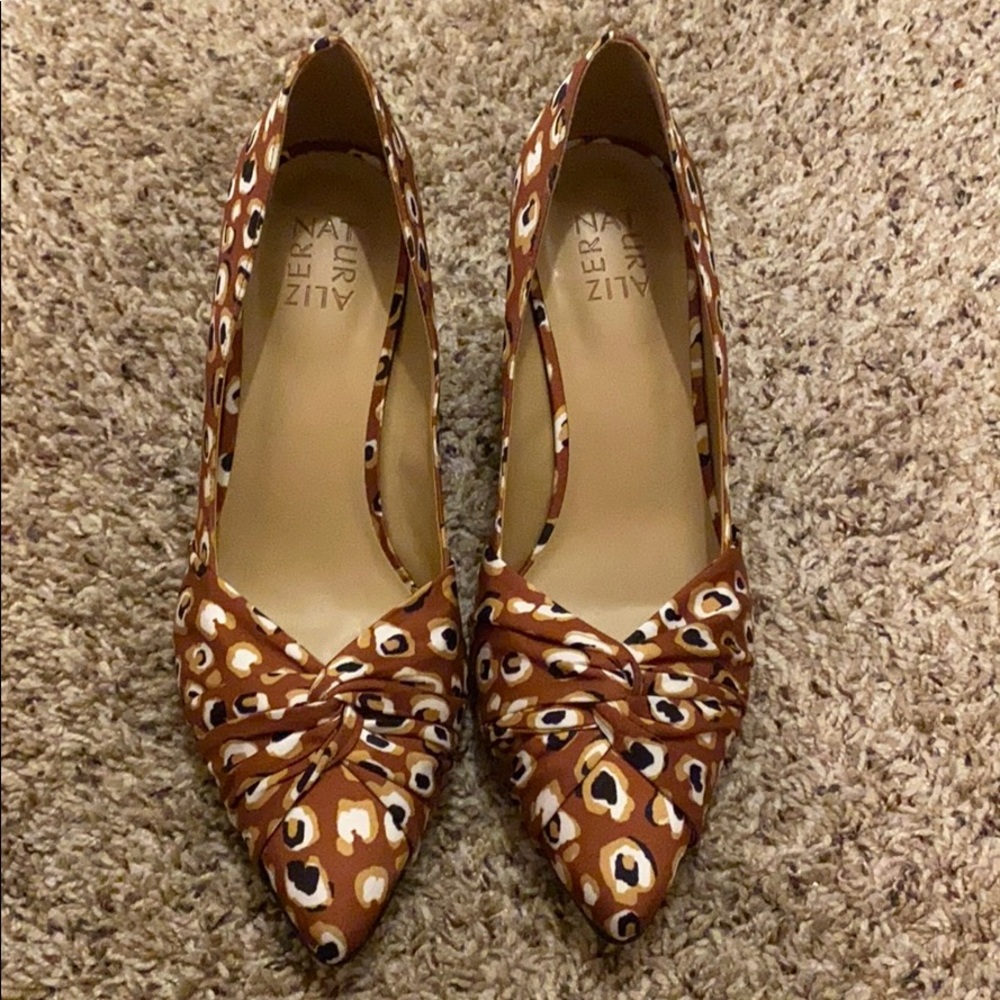 Naturalizer Helena Brown Leopard Pumps Heels